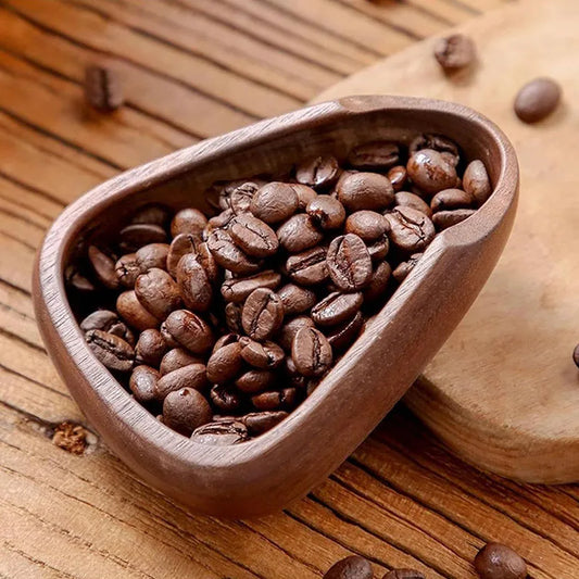 天然木コーヒー計量スプーン（1本） 天然木の温もりを感じるコーヒー計量スプーン。 シンプルで美しい、毎日に寄り添う一品。